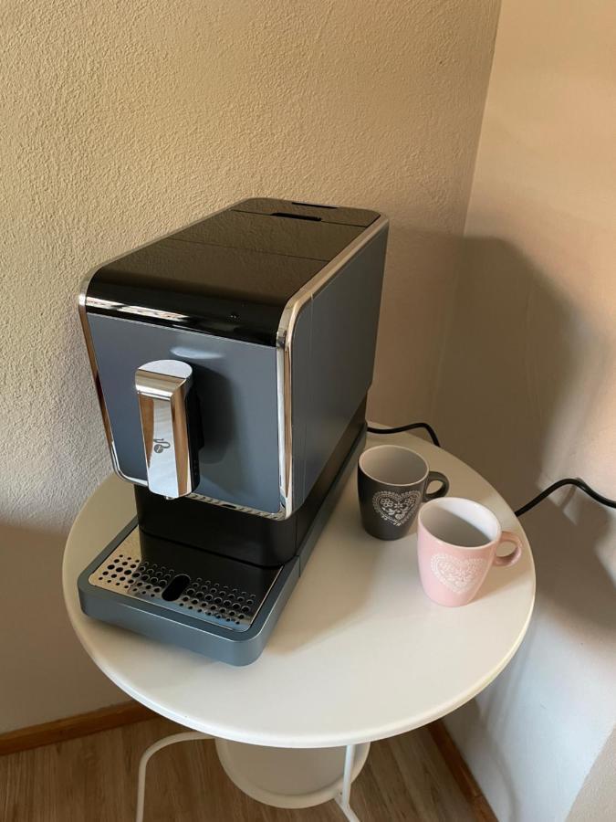 Moments Cafe & Apartmenthaus Thurnau Bagian luar foto