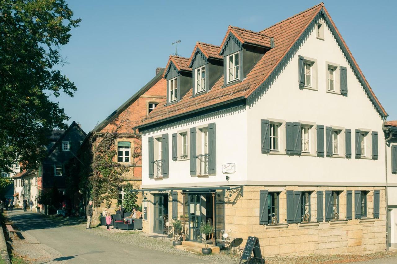 Moments Cafe & Apartmenthaus Thurnau Bagian luar foto