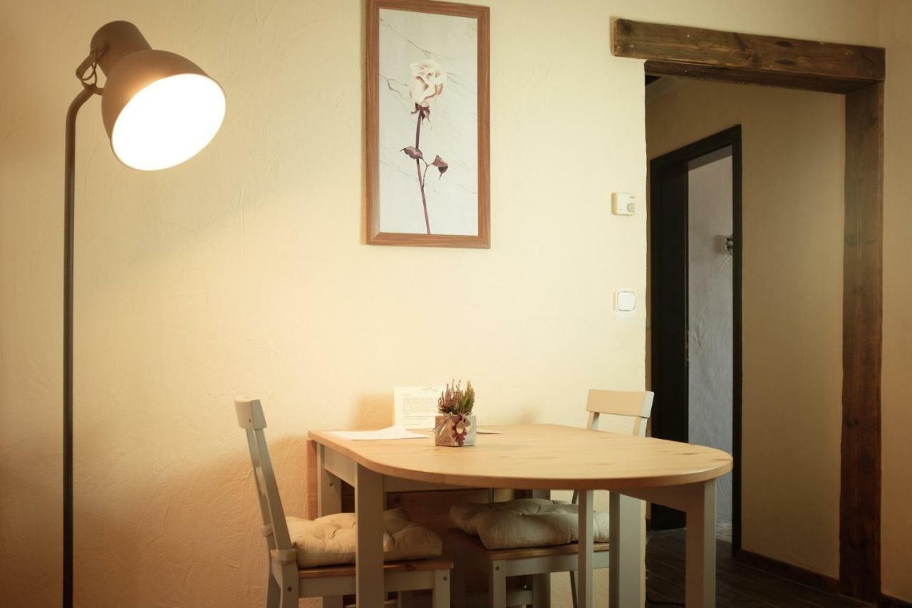 Moments Cafe & Apartmenthaus Thurnau Bagian luar foto