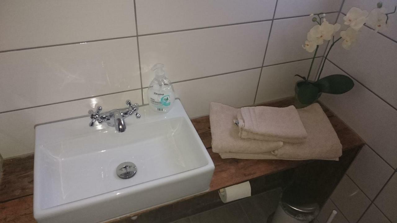 Moments Cafe & Apartmenthaus Thurnau Bagian luar foto