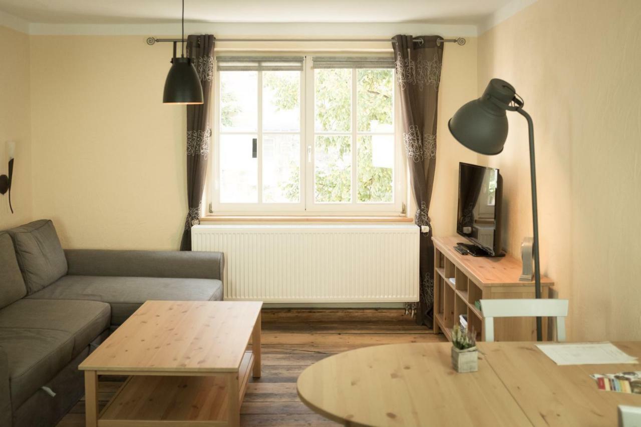 Moments Cafe & Apartmenthaus Thurnau Bagian luar foto